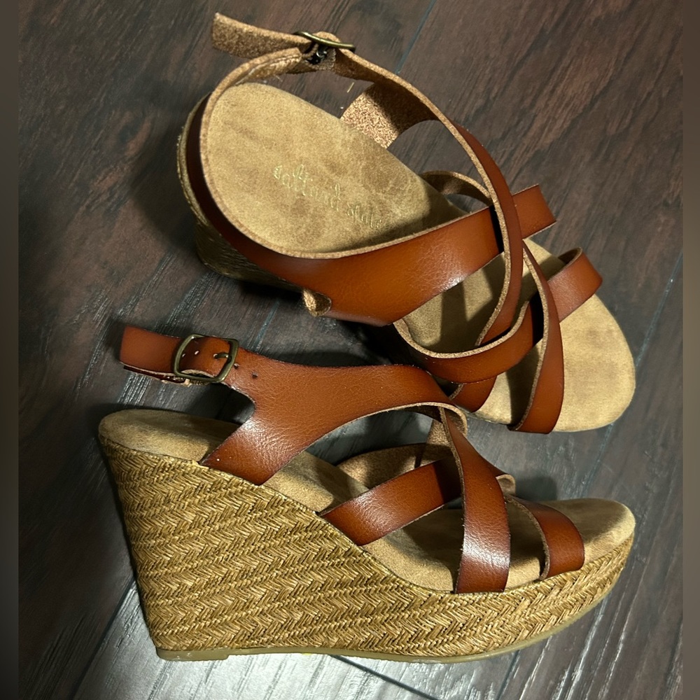 Altar’d State Leather Sandals. 4”wedge adorable sandals made of real leather.